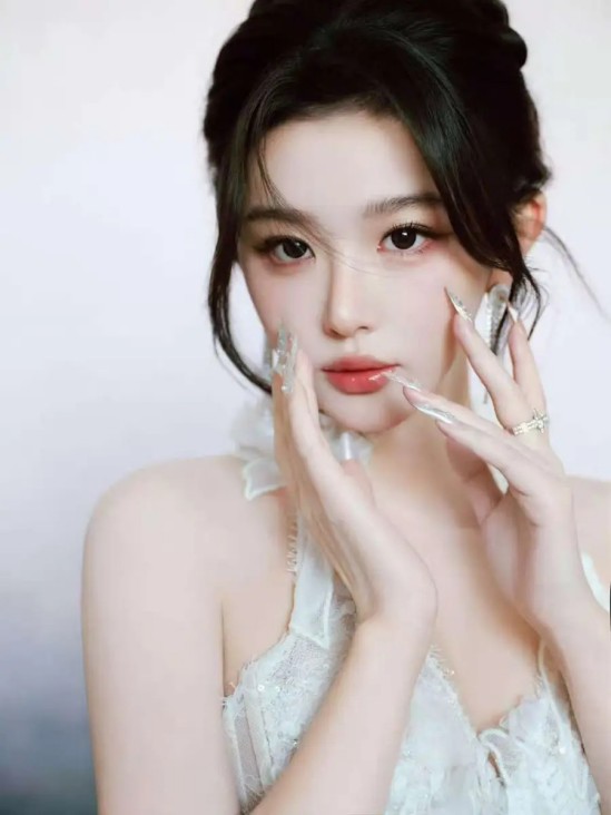 《轧戏》陈星旭掀讨论！ 7 件事一次认识「陈三岁」，3 岁出道超狂履历