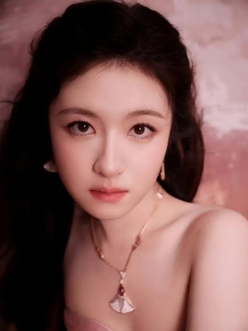 Anthropic “蒸馏” 了人类最大的知识库