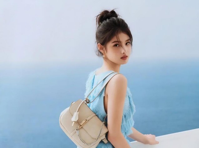 在大理的除夕：一个中年人的“出走”与“归来”