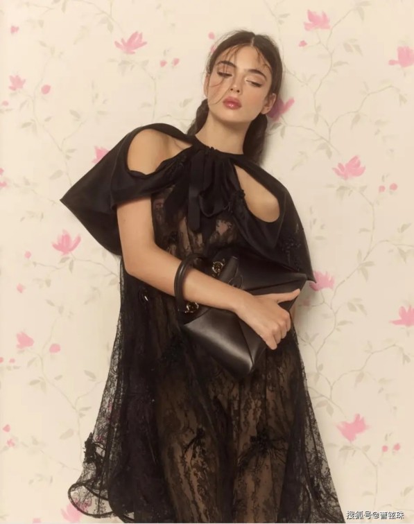 袁和平获北影节终身成就奖：我不是81岁我是18岁，还会继续再闯